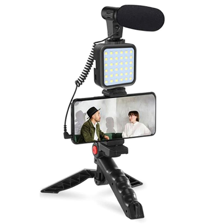 Set pentru vloguri 4 în 1 – microfon, lampă LED, trepied, suport de telefon